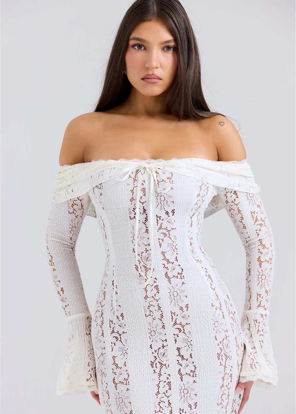 Robe Éléna - Robe brodée et entièrement doublée